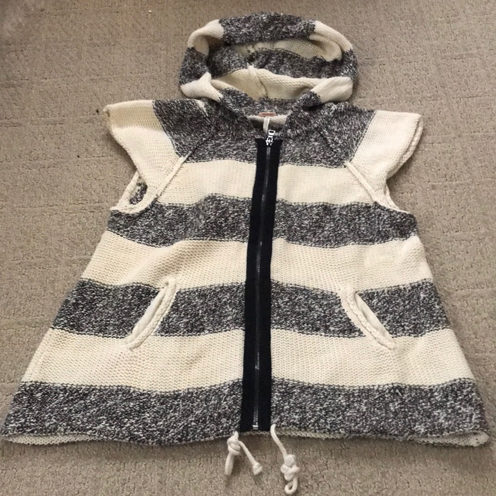 Free People cap sleeve zip sweater